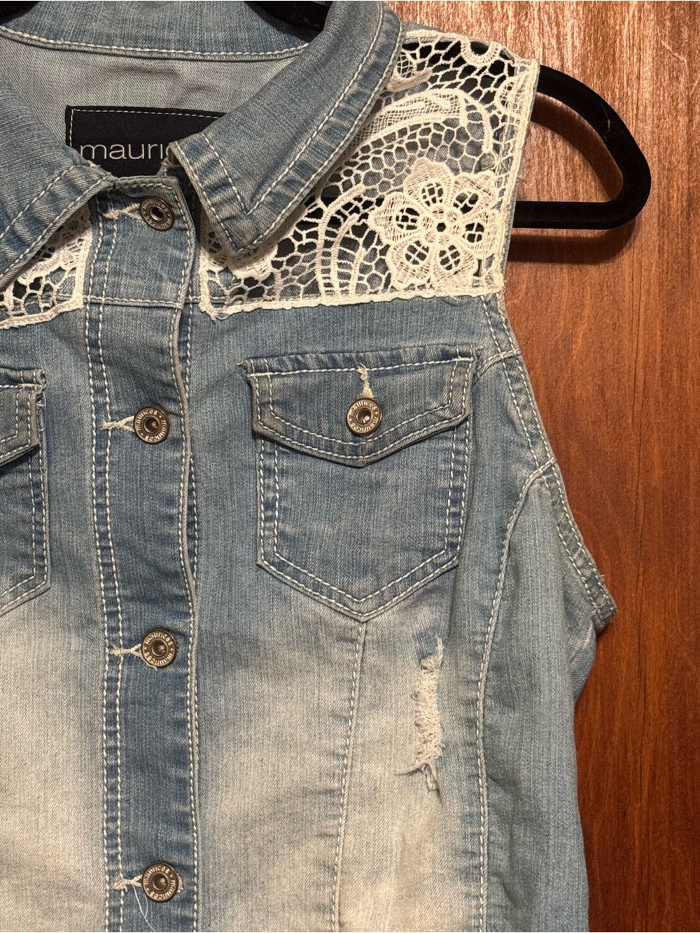 Maurice’s Lace Distressed Frayed Denim Boho Vest Size Large - Picture 2 of 6
